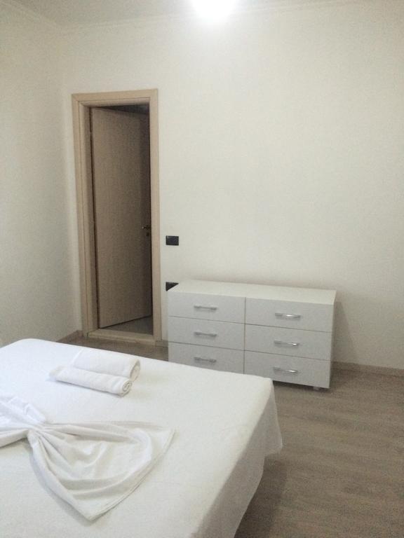 Villa 27 Residence Tirana Buitenkant foto